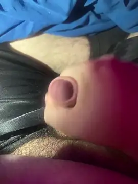 Snapshot of mmmdaddy69666 chatting on February 13, 2026, 2:33 am mmmdaddy69666 online show from February 13, 2026, 2:33 am