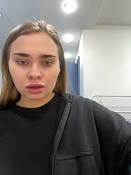 MonicaWestt online show from February 10, 2026, 7:18 am