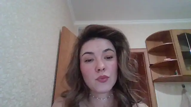 Snapshot of Dream_Petal_ chatting on May 6, 2026, 10:30 am Dream Petal online show from May 6, 2026, 10:30 am