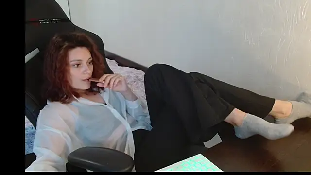 Eva Avea online show from May 25, 2026, 12:15 pm