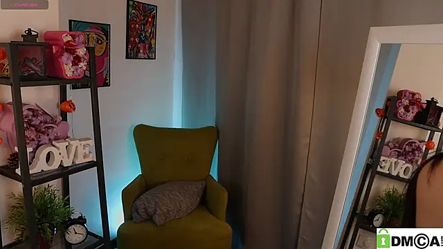 Noiry Vuvez online show from April 2, 2026, 8:15 pm