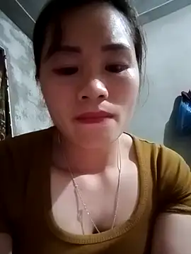 l kiss online show from April 4, 2026, 2:45 pm