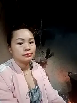 Snapshot of l_kiss chatting on February 21, 2026, 11:07 pm l kiss online show from February 21, 2026, 11:07 pm