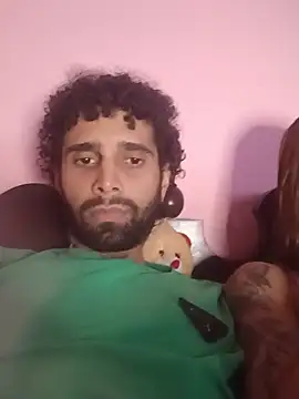 Snapshot of casal_atrevido chatting on June 2, 2026, 1:33 pm casal atrevido online show from June 2, 2026, 1:33 pm