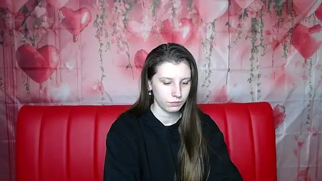 Snapshot of LilianaShine chatting on February 5, 2026, 6:09 am LilianaShine online show from February 5, 2026, 6:09 am