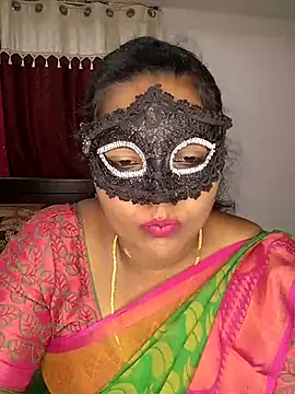 Snapshot of Tamil_Shalini12 chatting on May 9, 2026, 4:54 pm Tamil Shalini12 online show from May 9, 2026, 4:54 pm