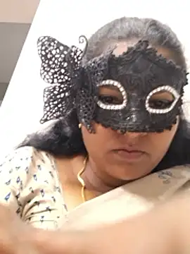 Snapshot of Tamil_Shalini12 chatting on March 11, 2026, 4:12 pm Tamil Shalini12 online show from March 11, 2026, 4:12 pm