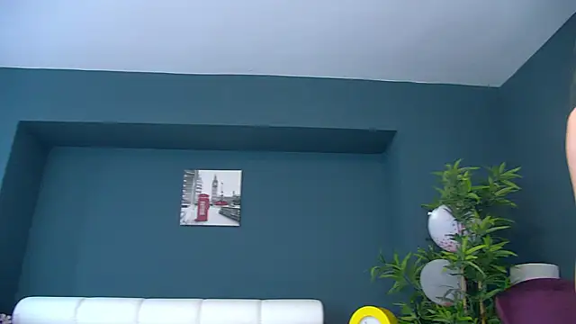 Angel-Kisss online show from April 7, 2026, 4:14 am