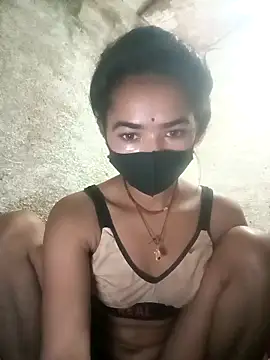 Snapshot of Sunali_Bendre chatting on March 1, 2026, 2:28 pm Sunali Bendre online show from March 1, 2026, 2:28 pm