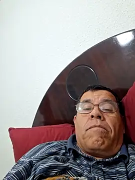 Snapshot of eros3442 chatting on February 7, 2026, 2:19 am eros3442 online show from February 7, 2026, 2:19 am