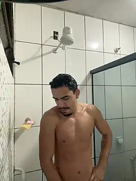 menoquarenta online show from April 29, 2026, 9:32 pm