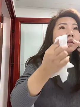 Snapshot of chenhui1987 chatting on February 16, 2026, 1:54 pm chenhui1987 online show from February 16, 2026, 1:54 pm