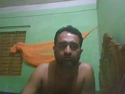 Snapshot of smroy93612 chatting on April 6, 2026, 6:31 pm smroy93612 online show from April 6, 2026, 6:31 pm