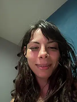 Isalove99 online show from May 2, 2026, 2:50 am