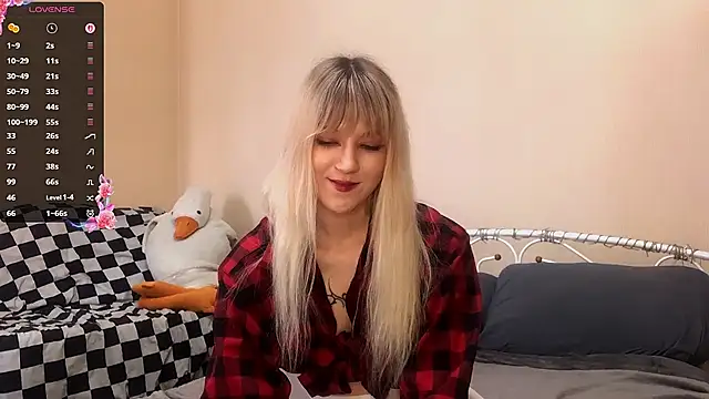 Snapshot of KathlynAbdou chatting on February 7, 2026, 7:49 am KathlynAbdou online show from February 7, 2026, 7:49 am