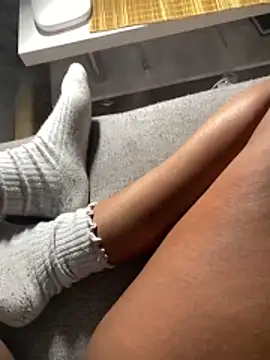 sexybitchandhotdick online show from February 13, 2026, 11:16 pm