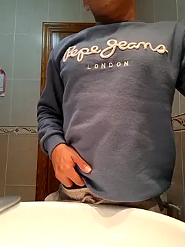 Axel1997dj online show from February 1, 2026, 12:31 am