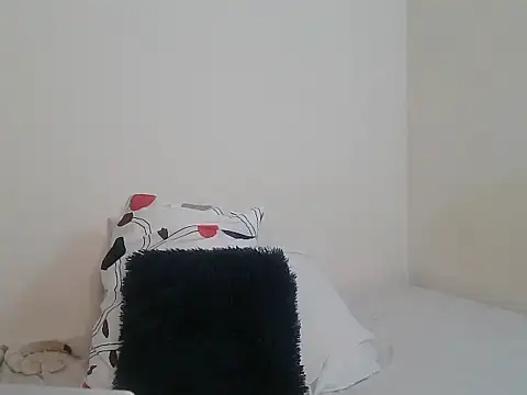 Lumyx Lia online show from April 2, 2026, 9:43 pm