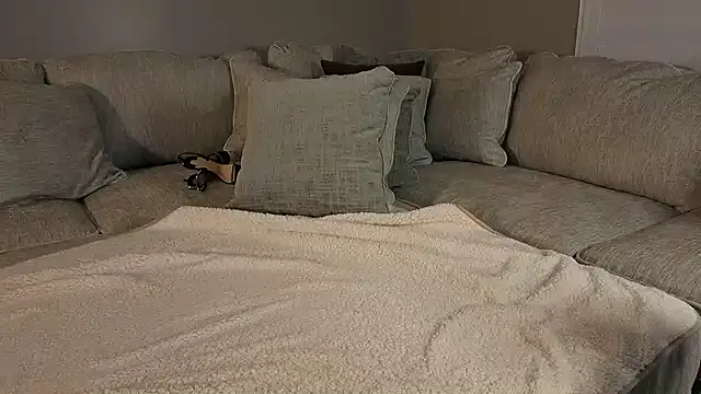 Hot Wife Amber online show from February 3, 2026, 6:11 am