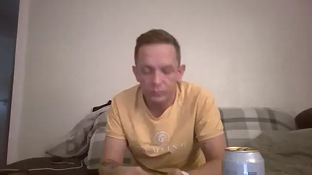 Snapshot of verscub6969 chatting on March 22, 2026, 12:03 am verscub6969 online show from March 22, 2026, 12:03 am