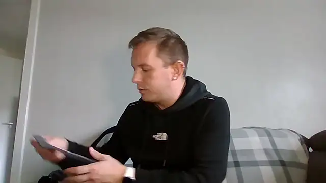 Snapshot of verscub6969 chatting on April 13, 2026, 1:26 pm verscub6969 online show from April 13, 2026, 1:26 pm