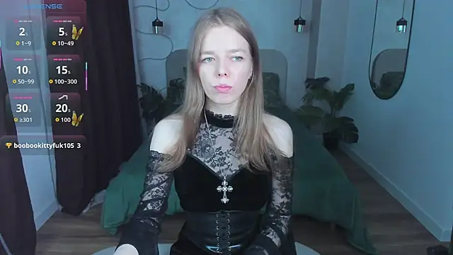  Tina Tayllor  online show from May 19, 2026, 9:22 pm