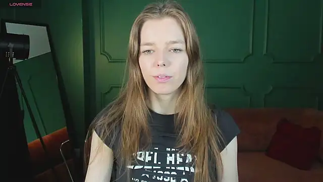 Snapshot of _Tina_Tayllor_ chatting on February 27, 2026, 9:36 pm Tina Tayllor online show from February 27, 2026, 9:36 pm