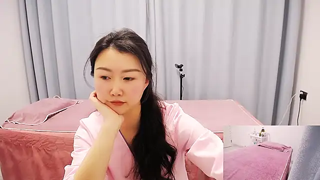 Snapshot of anne2026 chatting on March 16, 2026, 1:57 am anne2026 online show from March 16, 2026, 1:57 am