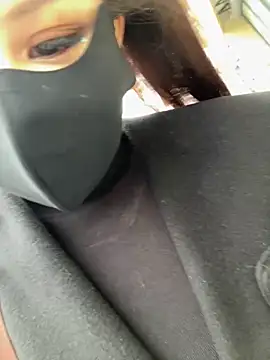 Carlin-yiyi online show from February 22, 2026, 1:30 am