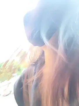 Carlin-yiyi online show from February 25, 2026, 2:12 am