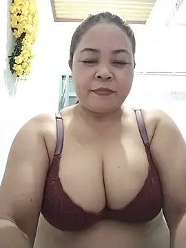 Baby-bigtits2026 online show from May 20, 2026, 10:23 am