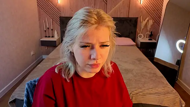 Kate Krose online show from May 2, 2026, 1:00 am