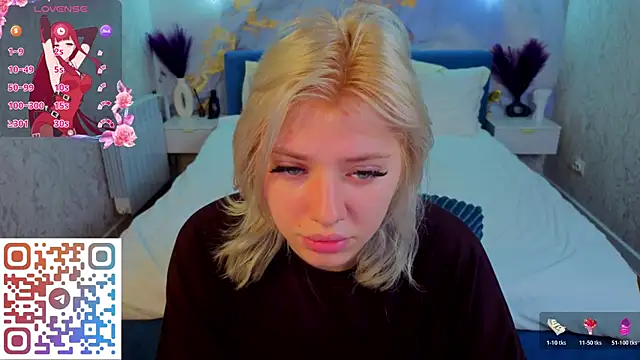 Kate Krose online show from May 15, 2026, 1:14 am