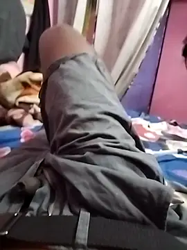 Snapshot of tamilpaiyan989 chatting on April 6, 2026, 7:15 pm tamilpaiyan989 online show from April 6, 2026, 7:15 pm