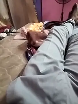 Snapshot of tamilpaiyan989 chatting on April 7, 2026, 9:33 am tamilpaiyan989 online show from April 7, 2026, 9:33 am