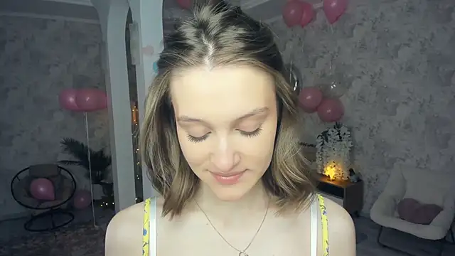 LianneBynon online show from April 15, 2026, 9:15 am