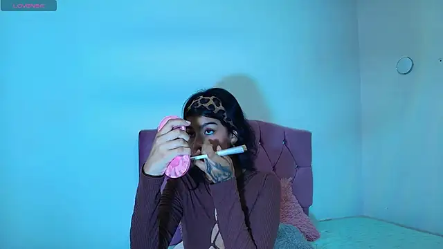 Kalyra 17 online show from April 7, 2026, 11:34 am