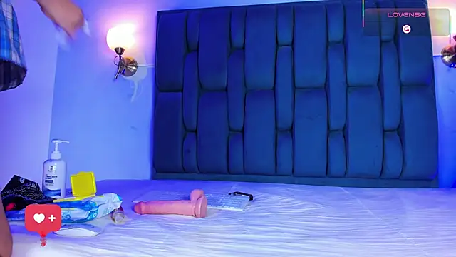 Snapshot of Bria_James chatting on April 1, 2026, 1:41 pm Bria James online show from April 1, 2026, 1:41 pm