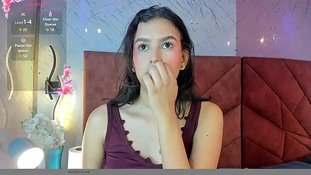 Snapshot of Alanna_Lima chatting on May 23, 2026, 2:32 am Alanna Lima online show from May 23, 2026, 2:32 am