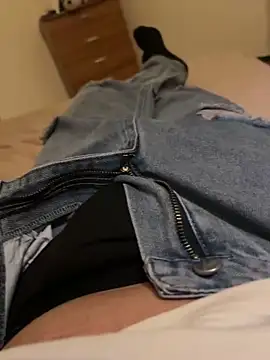 Snapshot of MarkoCum93 chatting on February 17, 2026, 4:48 pm MarkoCum93 online show from February 17, 2026, 4:48 pm