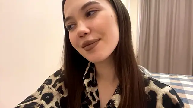 Snapshot of CozyMonday chatting on February 8, 2026, 9:18 am CozyMonday online show from February 8, 2026, 9:18 am