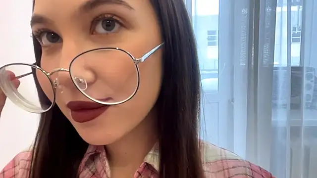 Snapshot of CozyMonday chatting on February 12, 2026, 7:08 am CozyMonday online show from February 12, 2026, 7:08 am