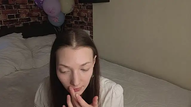 Snapshot of Lollyops chatting on March 7, 2026, 2:18 am Lollyops online show from March 7, 2026, 2:18 am