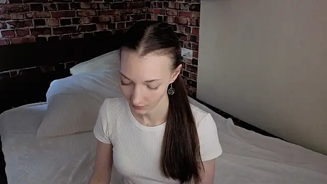 Snapshot of Lollyops chatting on April 11, 2026, 7:45 am Lollyops online show from April 11, 2026, 7:45 am