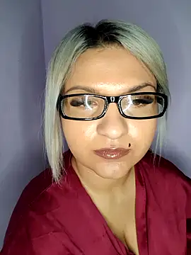 Snapshot of LollaHeart chatting on February 8, 2026, 9:56 pm LollaHeart online show from February 8, 2026, 9:56 pm