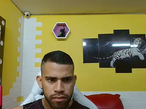 Snapshot of chacorta_ chatting on April 13, 2026, 1:26 pm chacorta online show from April 13, 2026, 1:26 pm