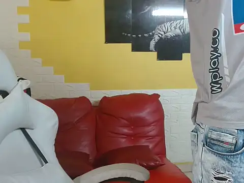 Snapshot of chacorta_ chatting on April 7, 2026, 1:13 pm chacorta online show from April 7, 2026, 1:13 pm