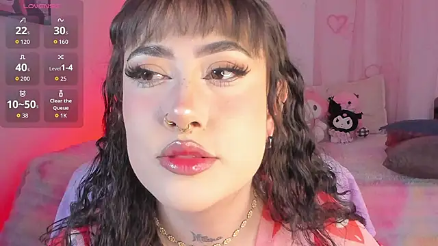 Snapshot of Tamara_uwu chatting on April 7, 2026, 11:17 pm Tamara uwu online show from April 7, 2026, 11:17 pm