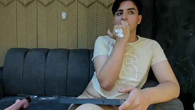 noahWolff  online show from February 10, 2026, 9:30 am