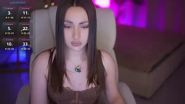 Snapshot of OliviaMoore_ chatting on March 25, 2026, 2:16 pm OliviaMoore online show from March 25, 2026, 2:16 pm